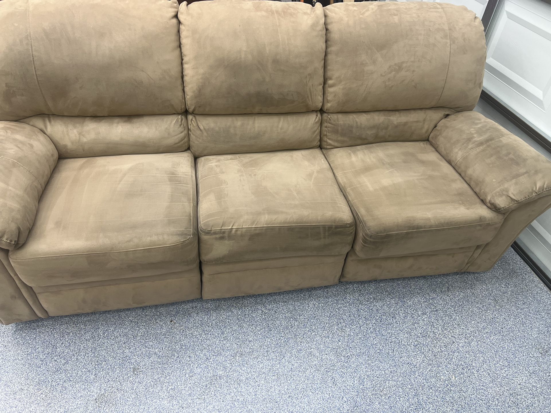 Sofa With Built in Recliners