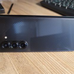 Galaxy Z Fold6 256GB Phantom Black Unlocked + S Pen/Box 