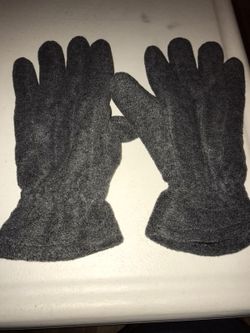 Warm gloves. Well maintained.