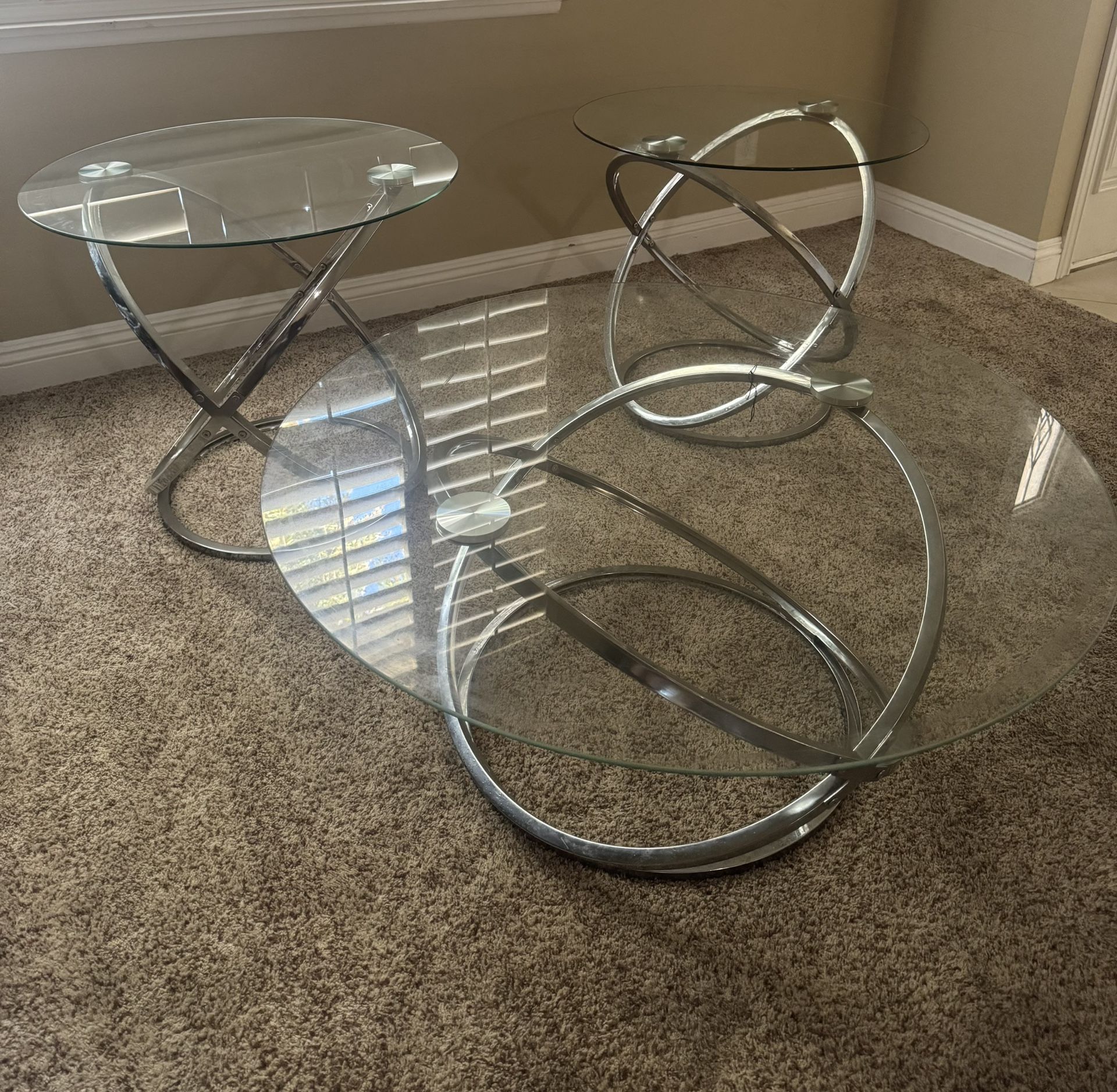 Set Of 3 Silver And Glass Coffee Tables