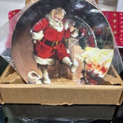  Vintage Santa Plate
