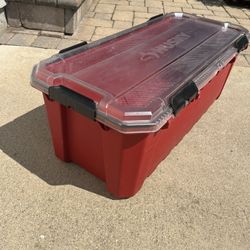 Husky 30 Gal Storage Container 