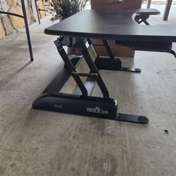 Standing Desk Riser.... Manuel 