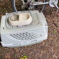 Kennel And Bowl