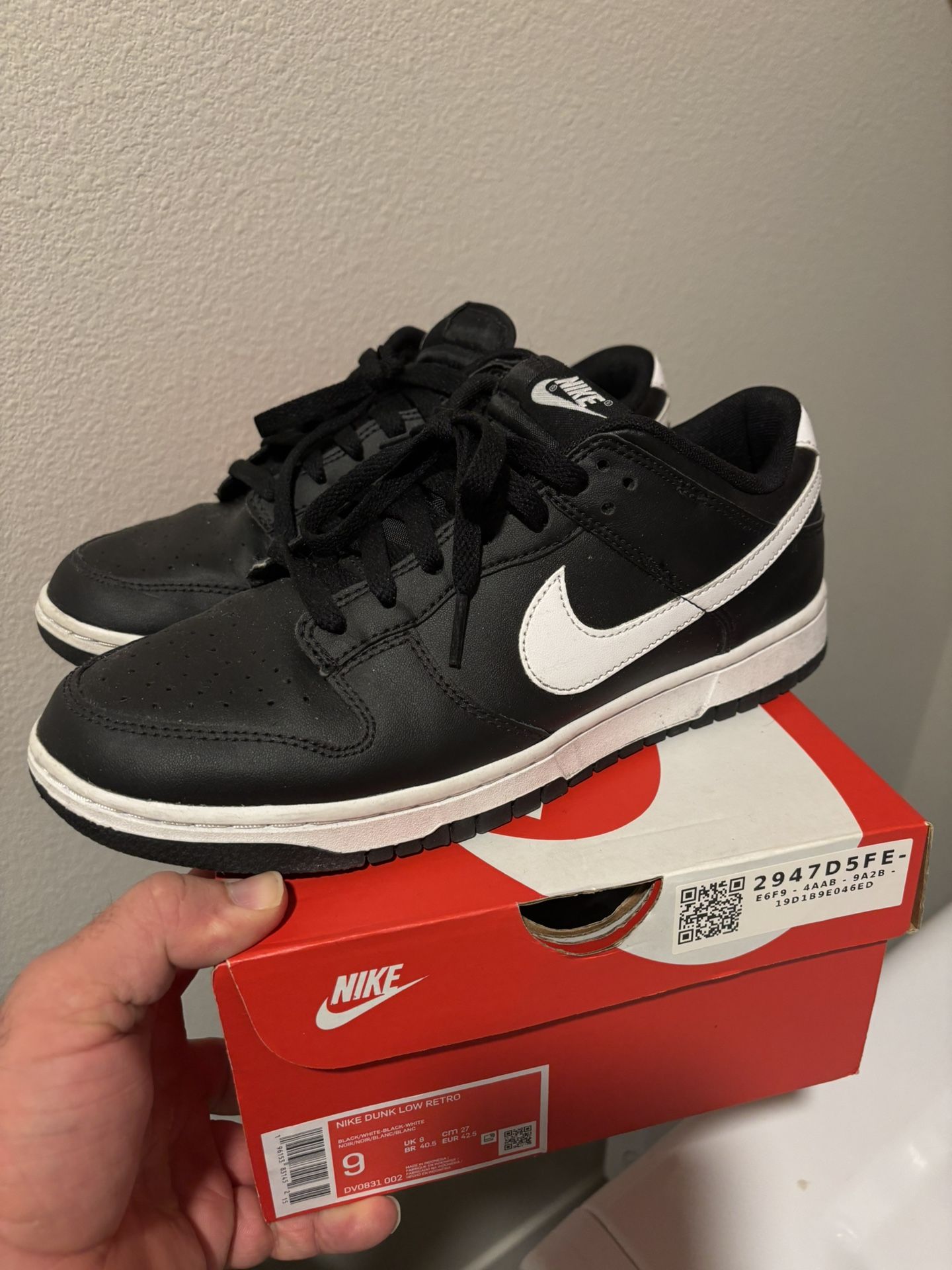 Nike dunk size 9