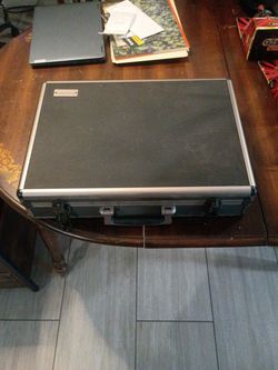 Vanguard Metal Computer Carrying Case