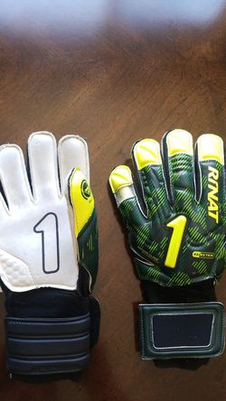 Rinat soccer goalie gloves