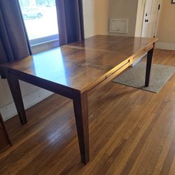 Dining Room Table 