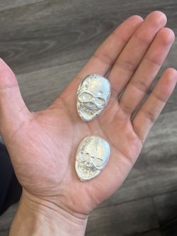 Silver Skulls