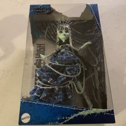 Monster High Stitched In Style Frankie Stein Doll 