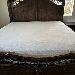 King Bedroom Set 