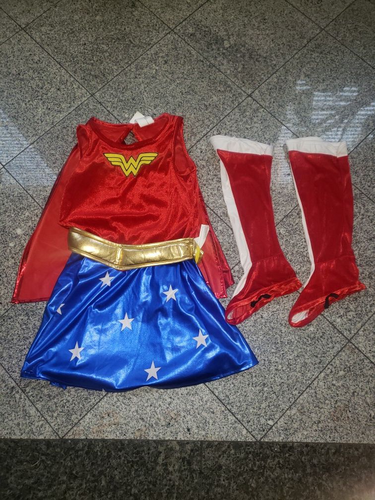 Girls Wonder Woman Costume size 10/12