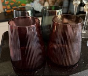 4 drinking glasses brand new never used