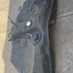 Lexus IS300 Fuel Tank Without Pump