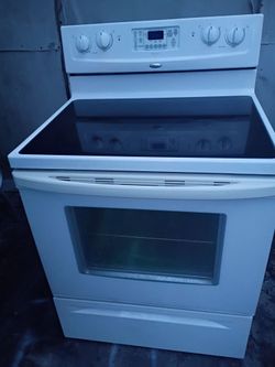 Stove whirlpool white color glass top