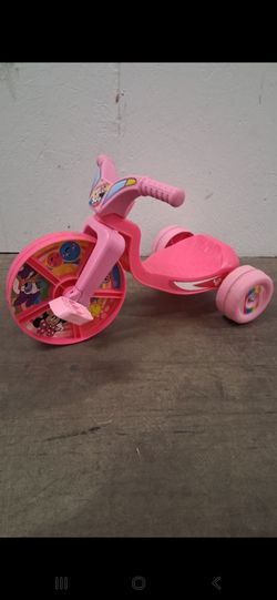 Toddler tricycle pickup 2-11 pm rainbow/95 cash only read description