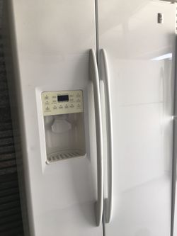 Ge profile white refrigerator