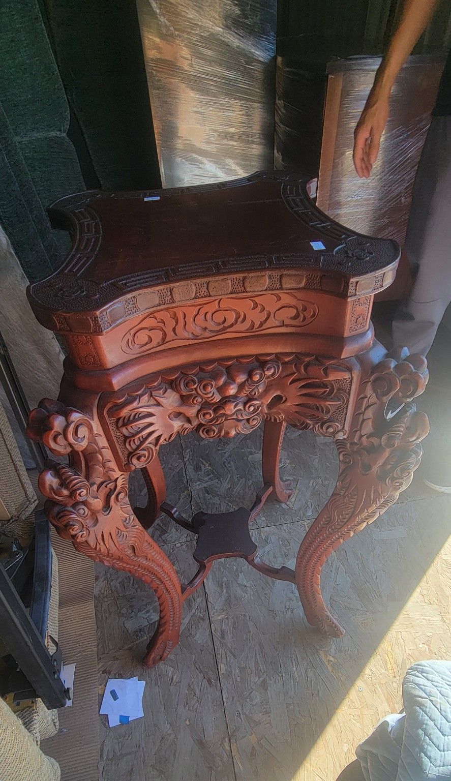  Carved Oriental Table /hall Stand /plant Stand/ Special Carved