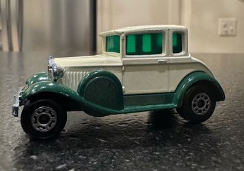Matchbox Superfast Model A Ford 1931 1:64 Diecast Green White Vintage 1976