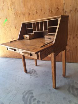 Desk Kid's Room Desk
$140 FIRM FIRM 🤎🖤