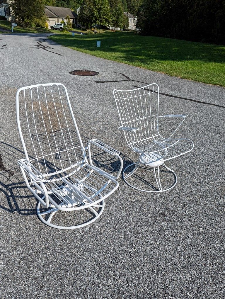 1963-64 Homecrest His/Hers Swivel Patio Chairs 