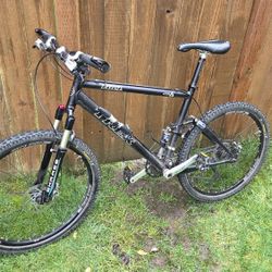 Trek Fuel 95 Full Suspension Mountain Bike