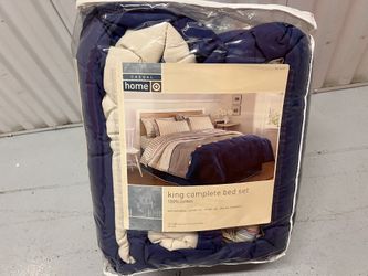 King Comforter Set (New)