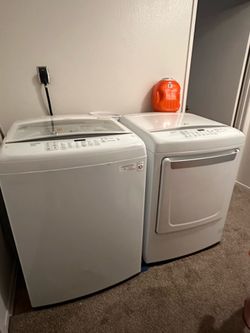 Electric LG washer and dryer set
