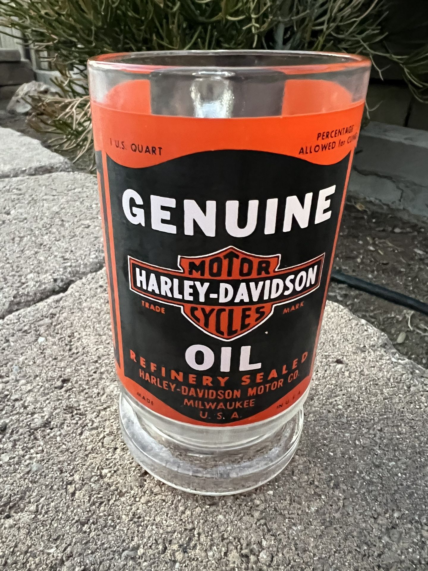 Harley Davidson Motorcycles Genuine Motor Oil Refinery Glass Beer Mug Stein