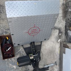 Electric Truck Hitch Mount 