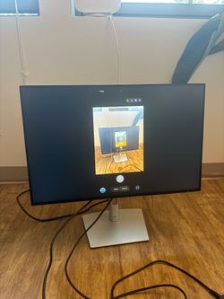 Dell UltraSharp 24” USB-C Hub Monitor – U2421E