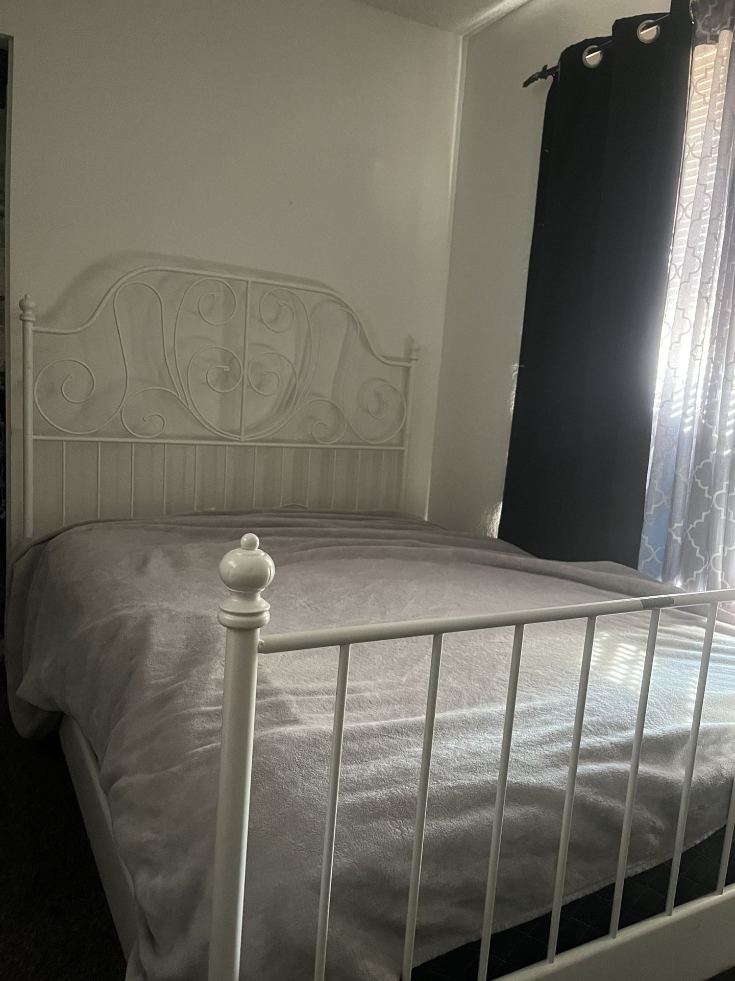 Full Bed Frame