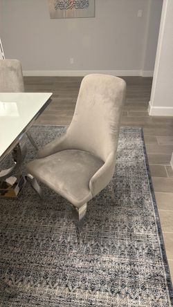 Dining table set