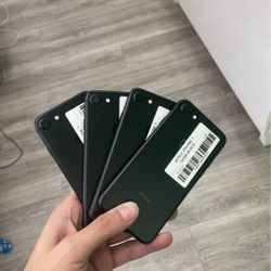iPhone 7 32GB Factory Unlocked 