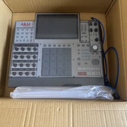 AKAI MPC X Se     35 Years Reto Look anniversary