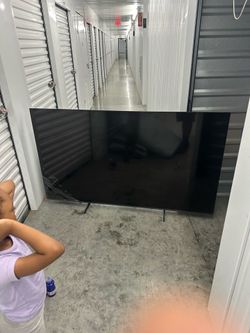 2 Samsung TVs need gone