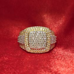 10k Yellow Gold Diamond Iced Out Ring 1.60 ctw