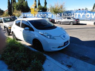 Nissan LEAF Año 2015 Con 47 Mil Millas ELECTRICO