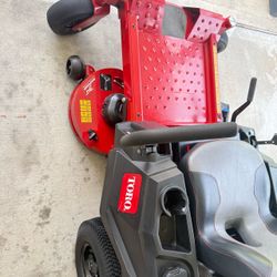 Zero turn mower toro.