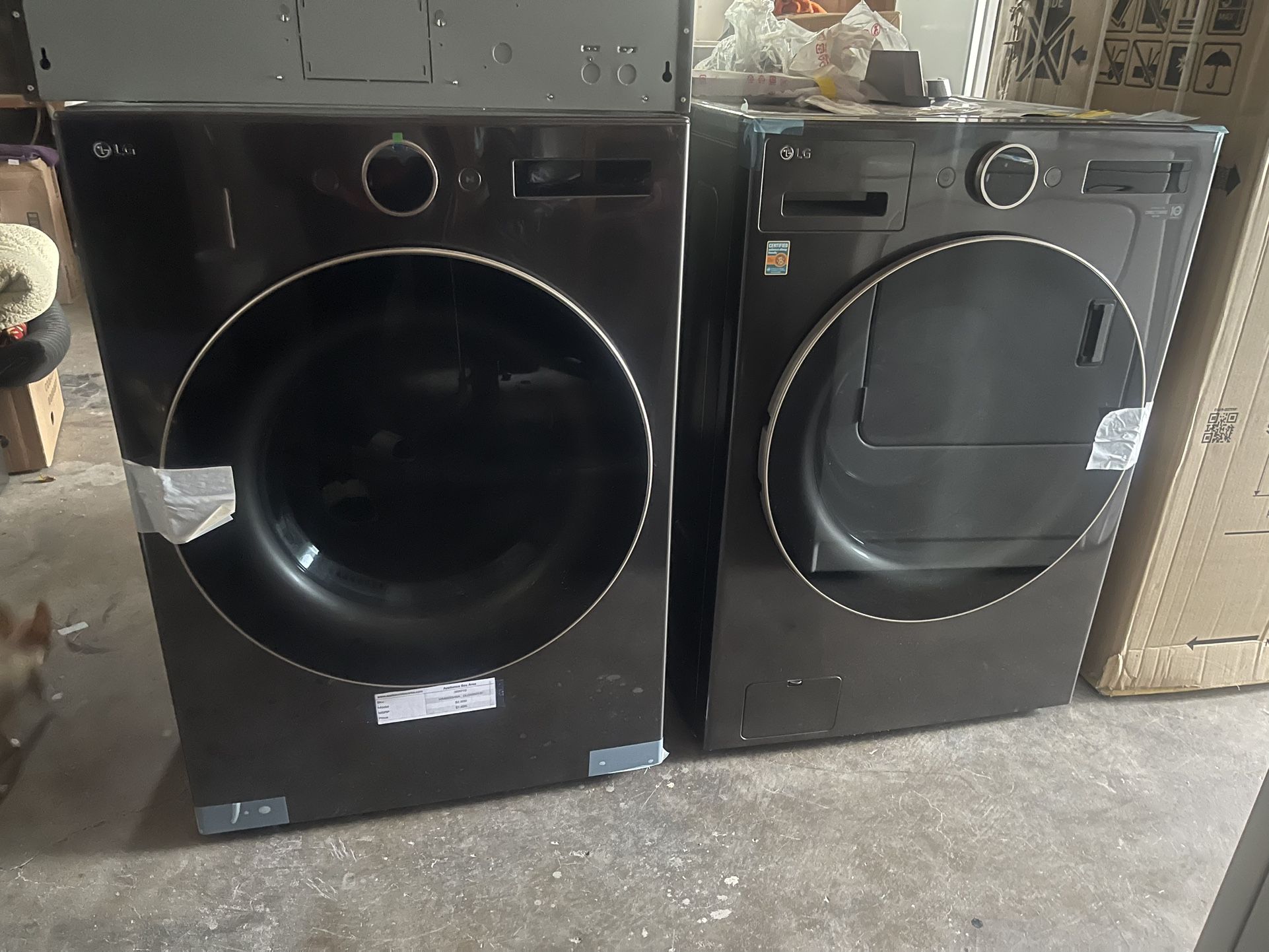 Lg Black Stainless Steel Front Load Washer And Gas Dryer Set 