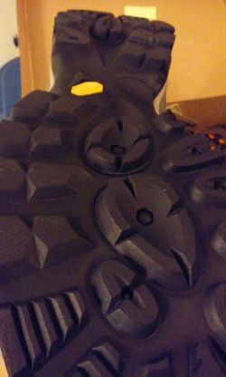 Basque breeze hiking boots NIB size 15