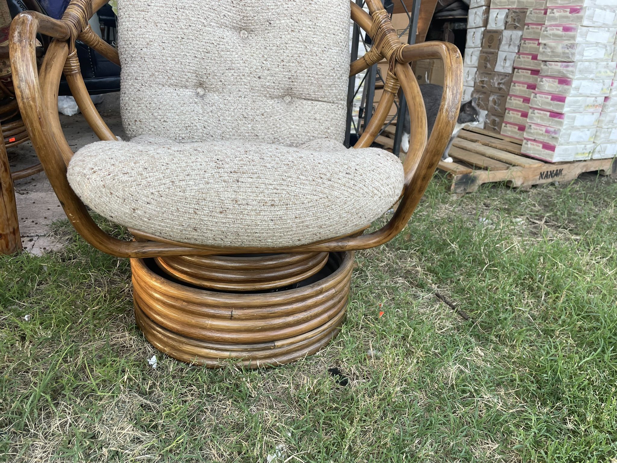 Cane Swivel Rocker With Pad