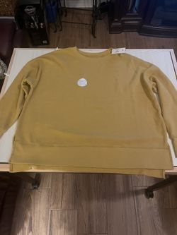 Sweatshirt - Women's XL - Size 16/18