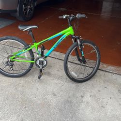 Trek Mt220