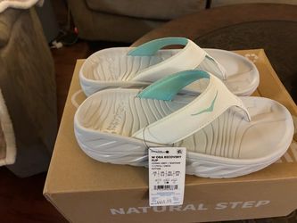 Hoka Ora Recovery Flip flops  size 7