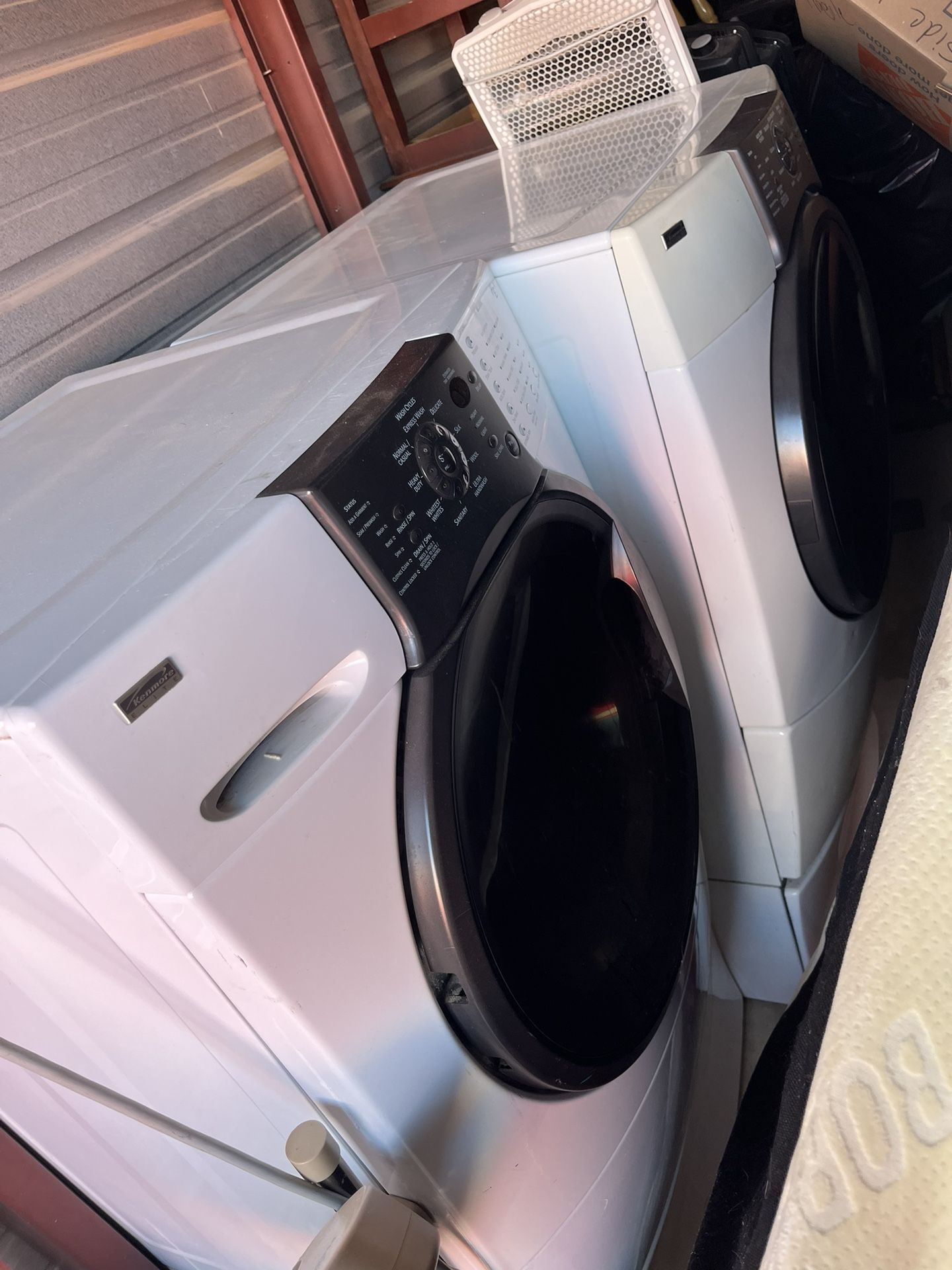 Kenmore Elite Washer And Dryer Both Work Well.