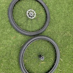 Two 29er Mountain Bike Wheels With Brand New Tires 29x2.35