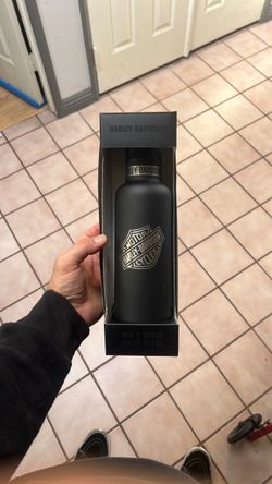 BRAND NEW. Harley-Davidson Bar & Shield Water Bottle