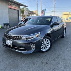 2017 KIA Optima