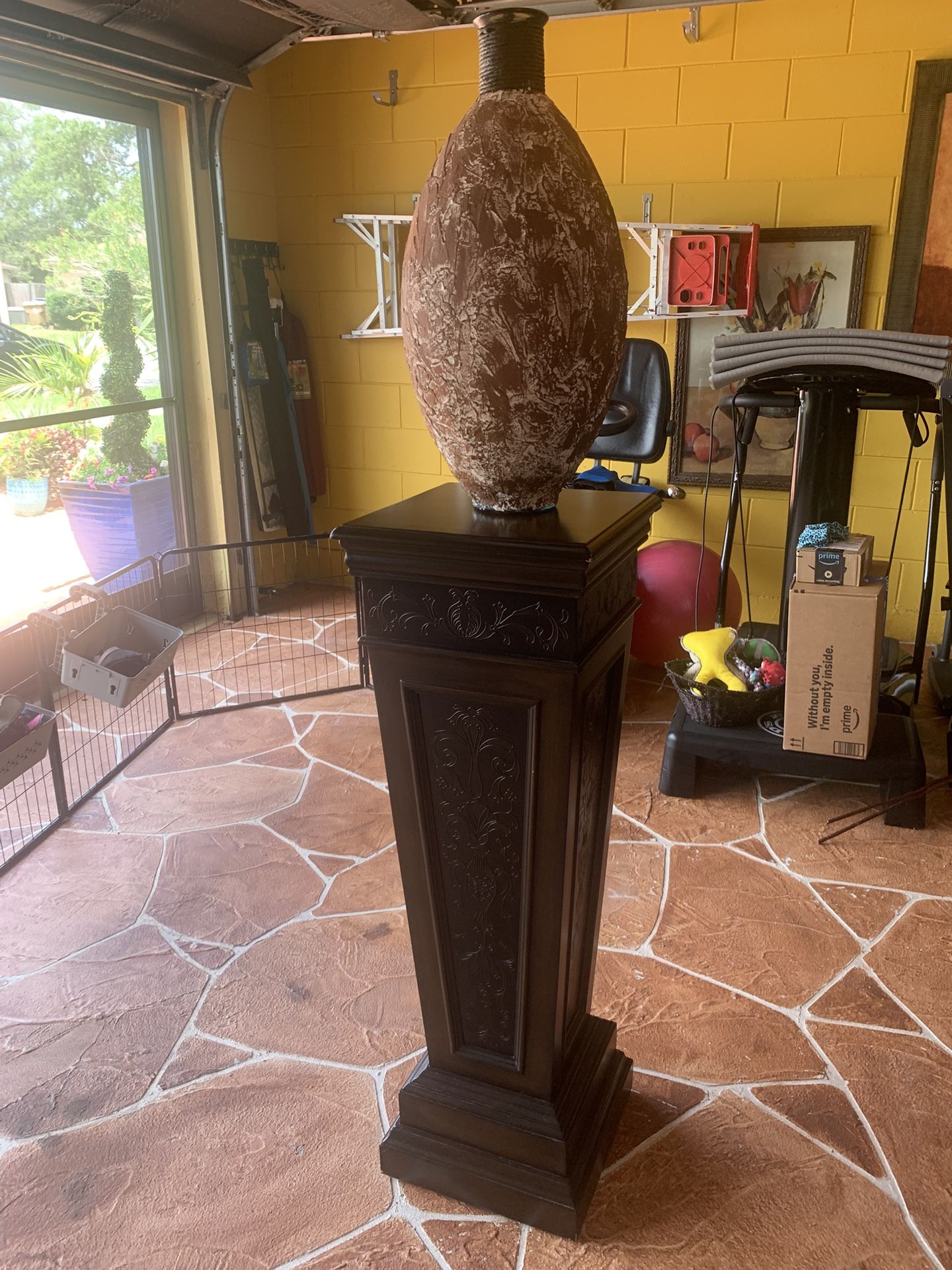 Nice Pedestal
